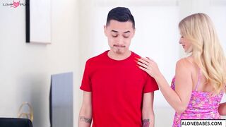Family-Friendly Fun Time with Danielle Renae & Katie Kush - Family Vacation Adventure