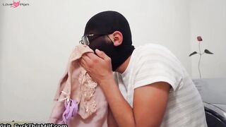 Burglars Get Their Just Deserts! Thief Steals Pussy And Ends Up With A Facial