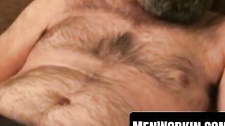 Mature Bear's Passionate Blowjob Session