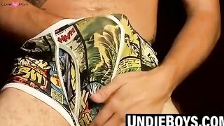 Kelly Cooper's Stretch Marked Body - Intense Masturbation Session