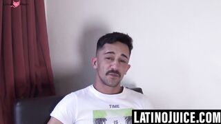 Beard-Stroking Hunk Plays With Ass For Extra Cash - Gay4Pay