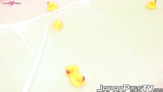 Piss Party - Teen Girls Fill Up Pool With Their Golden Showers