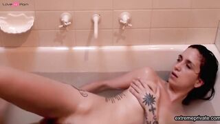 Tattooed Stepsisters Hot Bath Masturbation Session