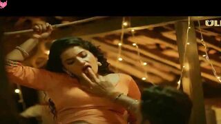 Indian Desi Girl Next Door - Exotic Dancer's Erotic Dance Moves Compilation