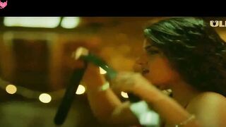 Indian Desi Girl's Hot Dance-Off with Bollywood Stars