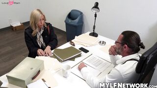 Marry-Lover Girl Next Door Sucks Detective's Dick To Hide Cheater Evidence