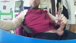 Big Daddy's Bears" - Hot Daddies Jacking Off On Cam For You!
