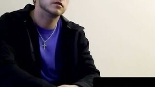Inked thug gets cock worshipped by fat cum addict