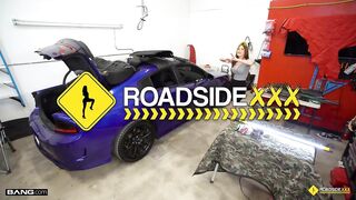 Roadside - Long Melons mom Gets Boned By Her Vehicle