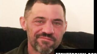 Rough old amateur jerks solo and shoots his load