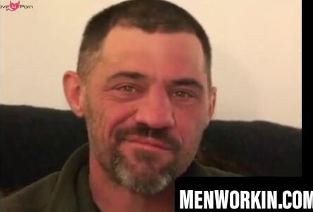 Rough old amateur jerks solo and shoots his load