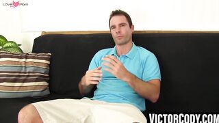 Muscular jock enjoys intense solo masturbation session