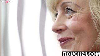 Fine granny Szuzanne rides young rod like a pro slut