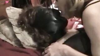 2 Big-Cock Transvestites in a Steamy Amateur Session