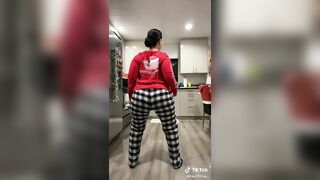 Tik Tok: Hoes!#107