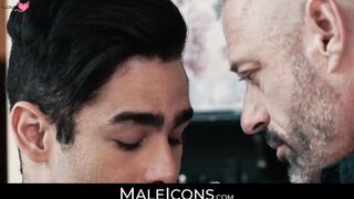 MaleIcons.com - Handsome mature gentleman anally pounds young athletic gay with huge