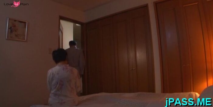 Asian cunt licking and sucking
