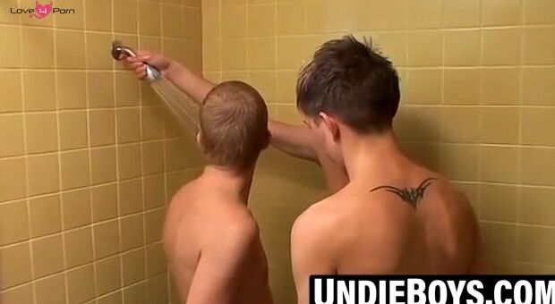 Bottom swallows jocks load after undie blowjob