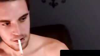Threeway gays jerk cocks while mouths drain shafts