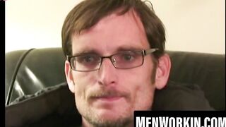 Glasses wearing dude jerks off for our pleasure