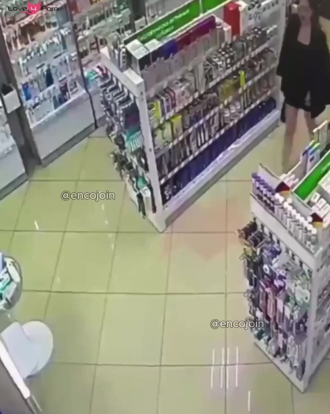 cctv upskirt gift