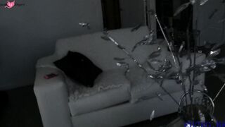 Wicked teen bitch fucks on cam