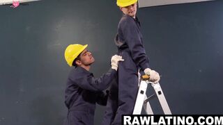 Workers Felix and Fran savagely breed and cum