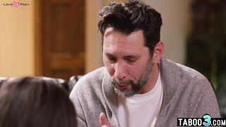 Latina stepdaughter Aria Sloane pet herself and serving her perv stepdad