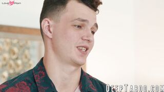 Stepson dumps jizz on Dee Williams bouncy ass cheeks after taboo fuck