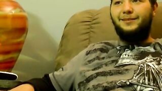 Hairy American Lurch sucked off by mature black homo