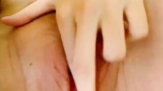 Preggo-DaisyLynnsWebCam - Busty Amateur MILF Fucks Herself On Cam With A Vibrator