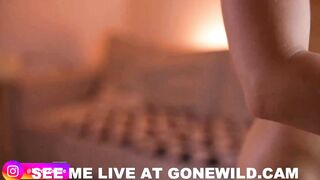 Live Sex Show - Erotic Couple Fingering & Toy Play With Babe's Perfect Ass