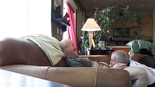 Sexy MILF Gives Older Man A Wild Ride - Amateur Couple Fucks Hard On Camera