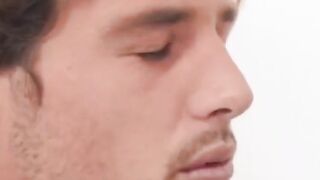 mommy get hooters - katie monroe tyler nixon - moms