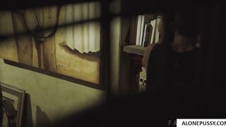 Peeping Tom_1