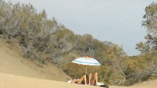 Beach Voyeur: Mature MILF Gets Fingered Outdoors