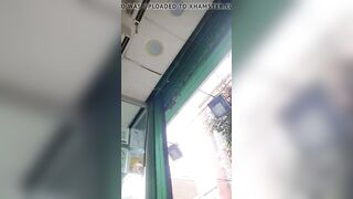 Upskirt Voyeur: Calzon Amarillo