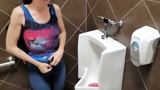 Nerdy Faerys Urinal Adventures