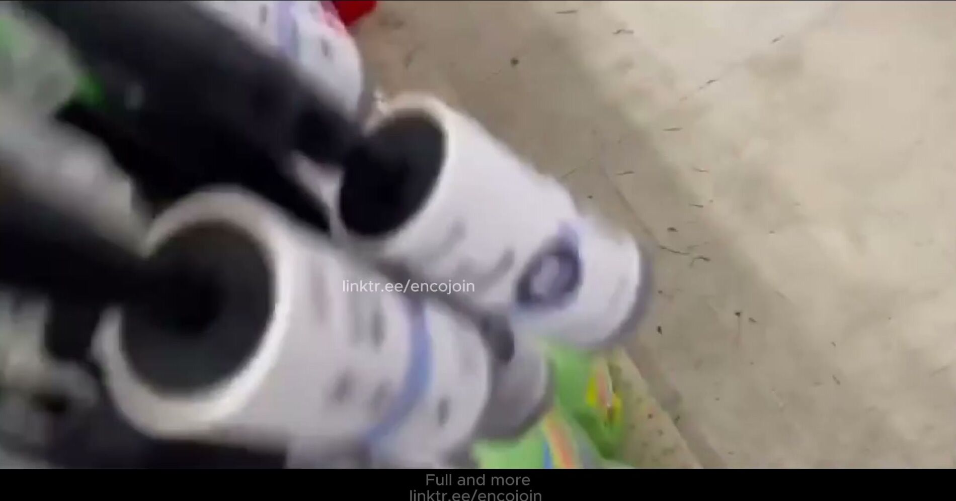 Candid Encoxada Flashing with Dick and Cum