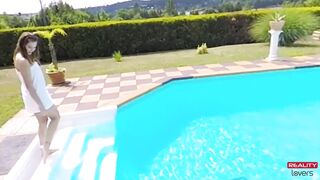 RealityLovers - Seducing The Poolboy