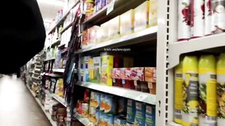 Encoxada Dickflash: 18 Year Old Ebony Girl Caught in Store