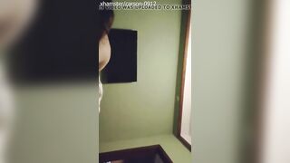 eastern bimbo giving a nice bj and nuts licking