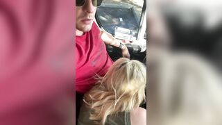 LA local Tinder THOT Bj into a busy parking lot