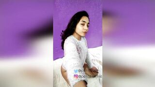 WHATSAPP HOT CHICK COMPILED #1 - PETITEHORNY TWITTER