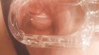 Hottie piss inside vagina