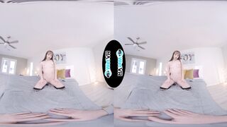 WETVR Tight Pink Vagina Lips Wraps Around Long Dick Into VR