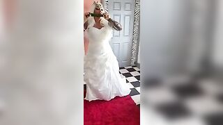 Princess sex into bed insert cucumber into her cunt