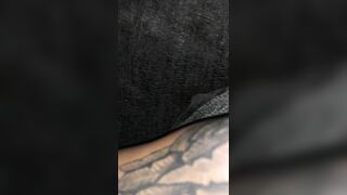 9 inch deep into her booty .. bareback