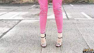High Heels Walk Extrem