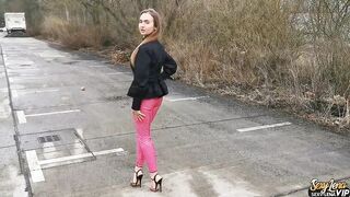 High Heels Walk Extrem